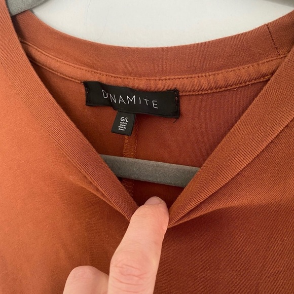 DYNAMITE dress - Picture 3 of 3